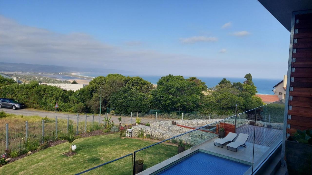Hilltop Bayview Luxury Apartments Plettenbergbaai Buitenkant foto