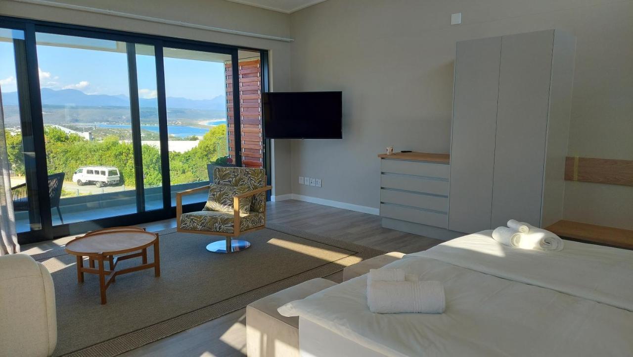 Hilltop Bayview Luxury Apartments Plettenbergbaai Buitenkant foto