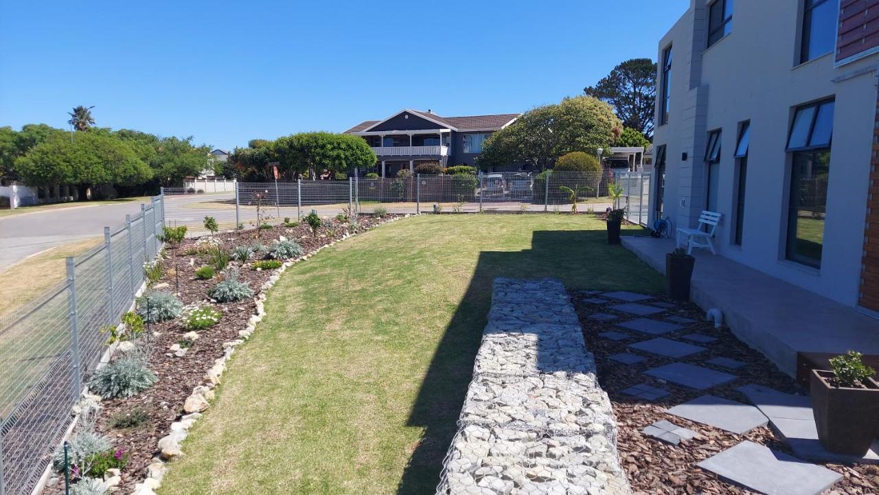 Hilltop Bayview Luxury Apartments Plettenbergbaai Buitenkant foto