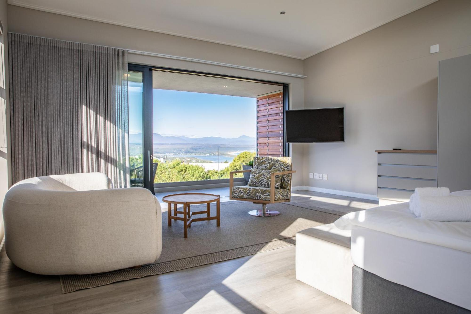 Hilltop Bayview Luxury Apartments Plettenbergbaai Buitenkant foto